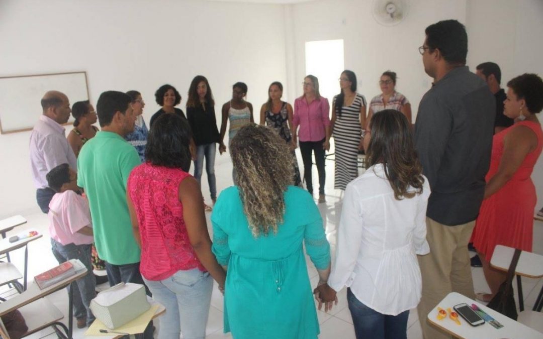 Momentos de cuidado mútuo no encontro anual RENAS Bahia